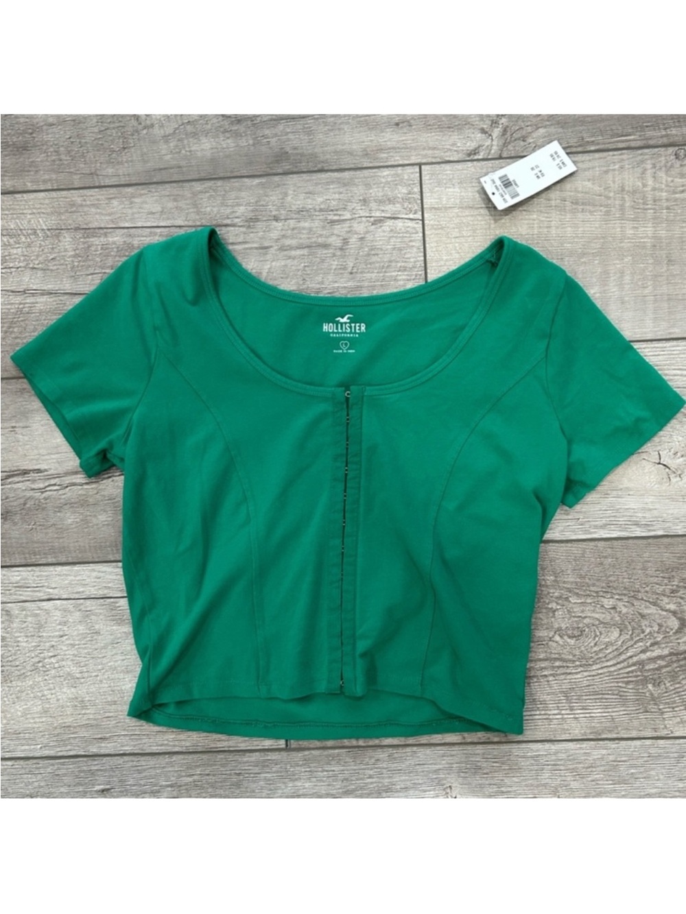 Hollister Women's Green Neck Hook Tee